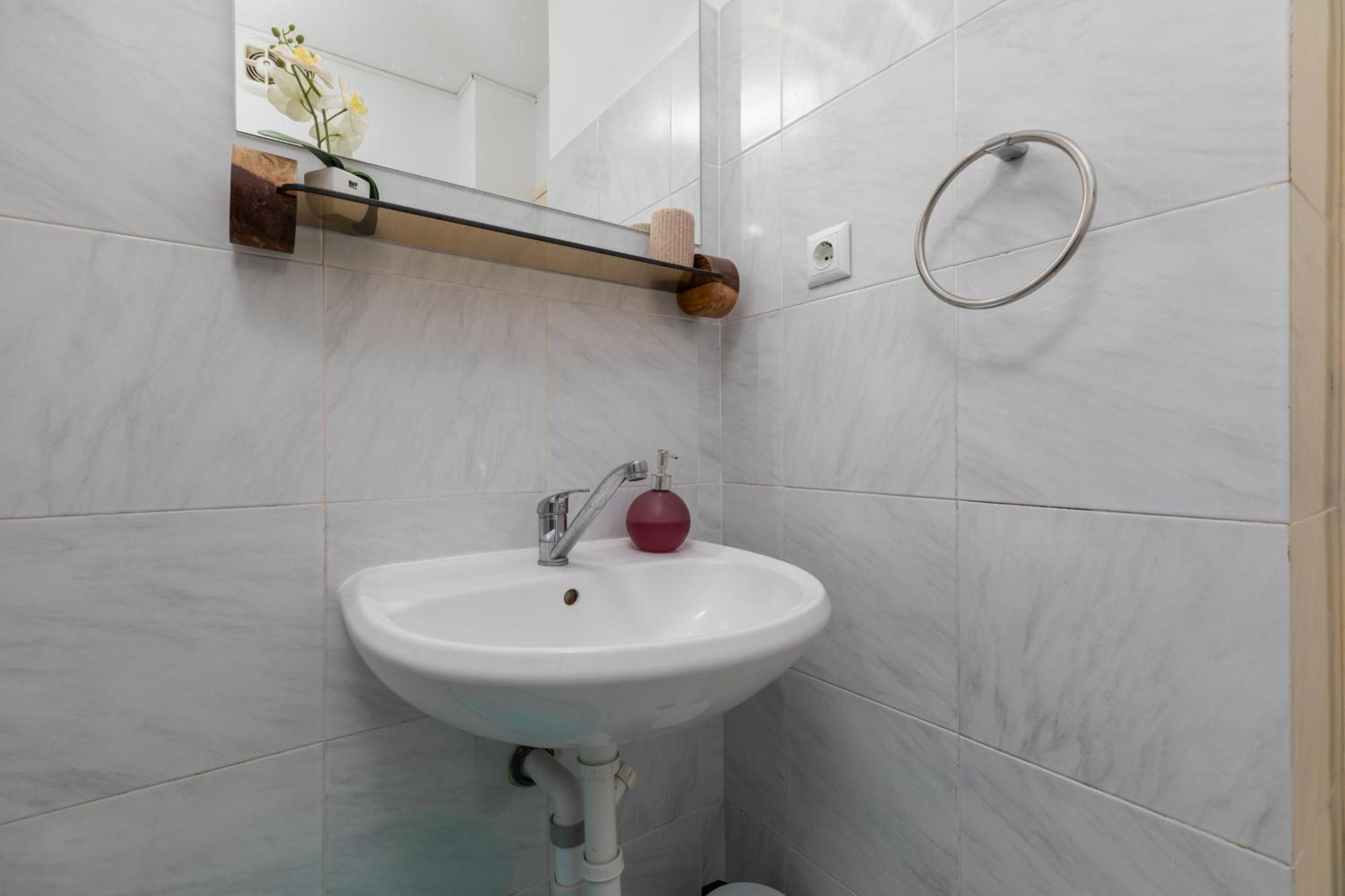 Apartments By The Sea Balica Rat, Omis - 1065 Rom bilde